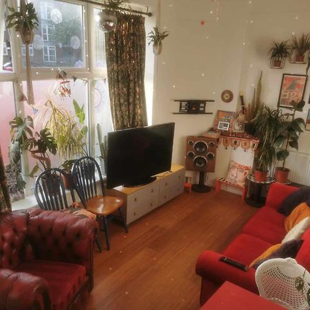 Bright, Roomy, Colourful Flat In Brighton Exterior photo